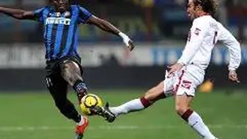 “海港硬核迎战武里南联！七将缺席，双星外援挺身而出，吕文君、李圣龙临危担当，亚冠激战一触即发！”